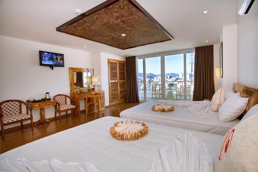 Rex Hotel & Apartment Nha Trang Rum bild