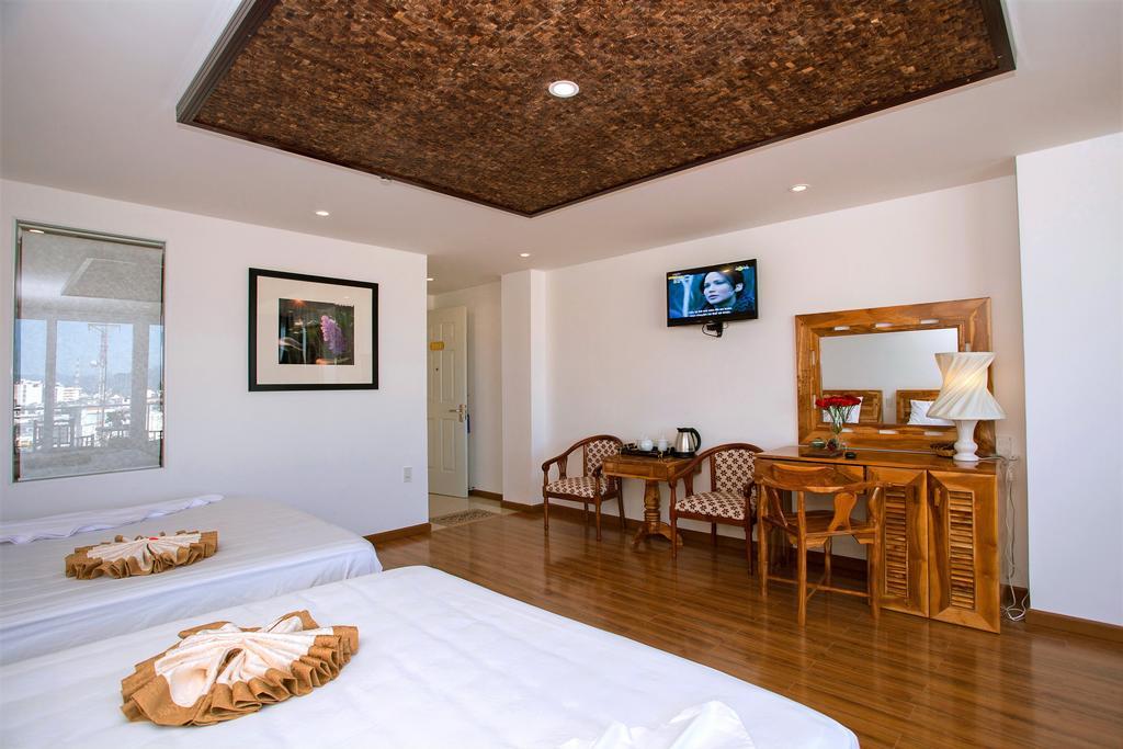 Rex Hotel & Apartment Nha Trang Rum bild