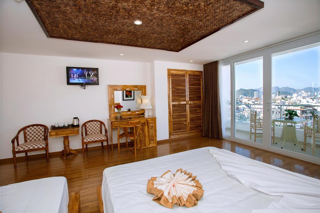 Rex Hotel & Apartment Nha Trang Rum bild