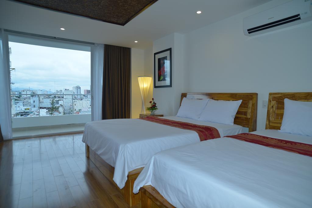 Rex Hotel & Apartment Nha Trang Rum bild